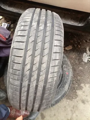 215/55r17 Maxtrek Tyres