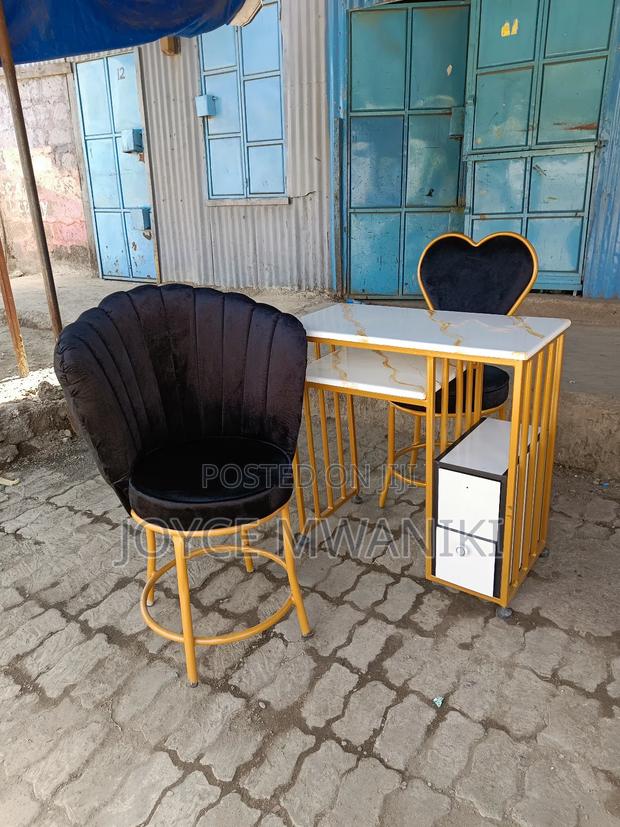 Manicure Set, Black/ Gold - main view