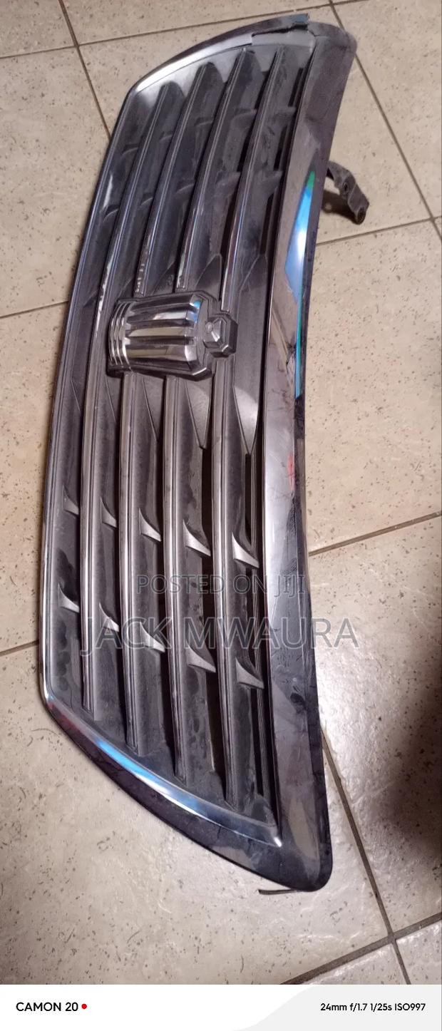 Toyota Crown Front Grill