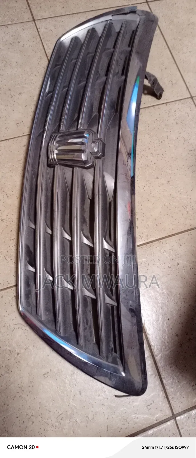 Toyota Crown Front Grill