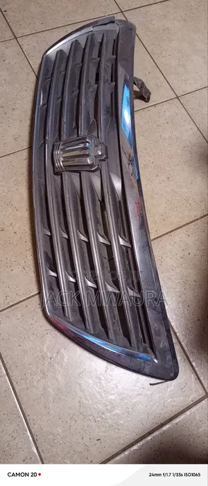 Toyota Crown Front Grill
