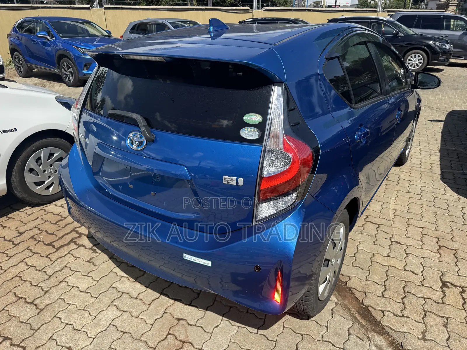 Toyota Aqua 2017 Blue