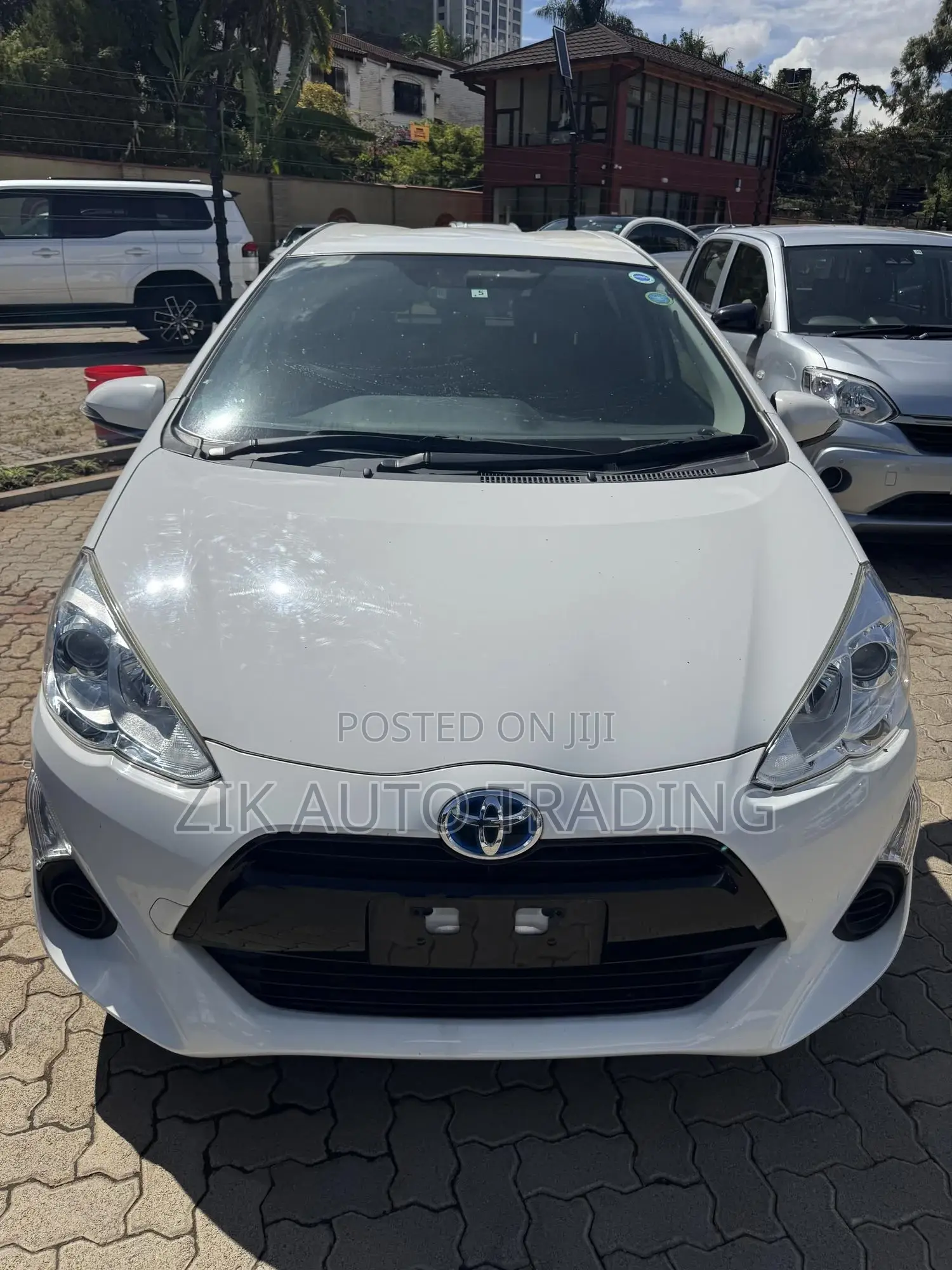 Toyota Aqua 2017 White