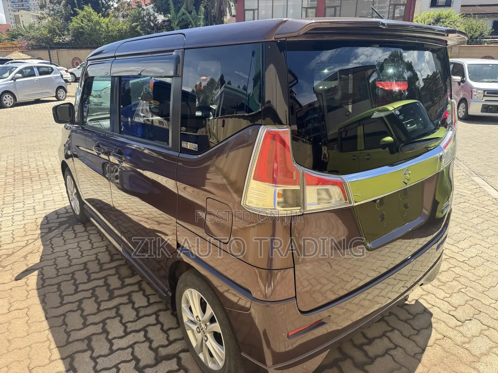 Suzuki Solio 2017 Brown