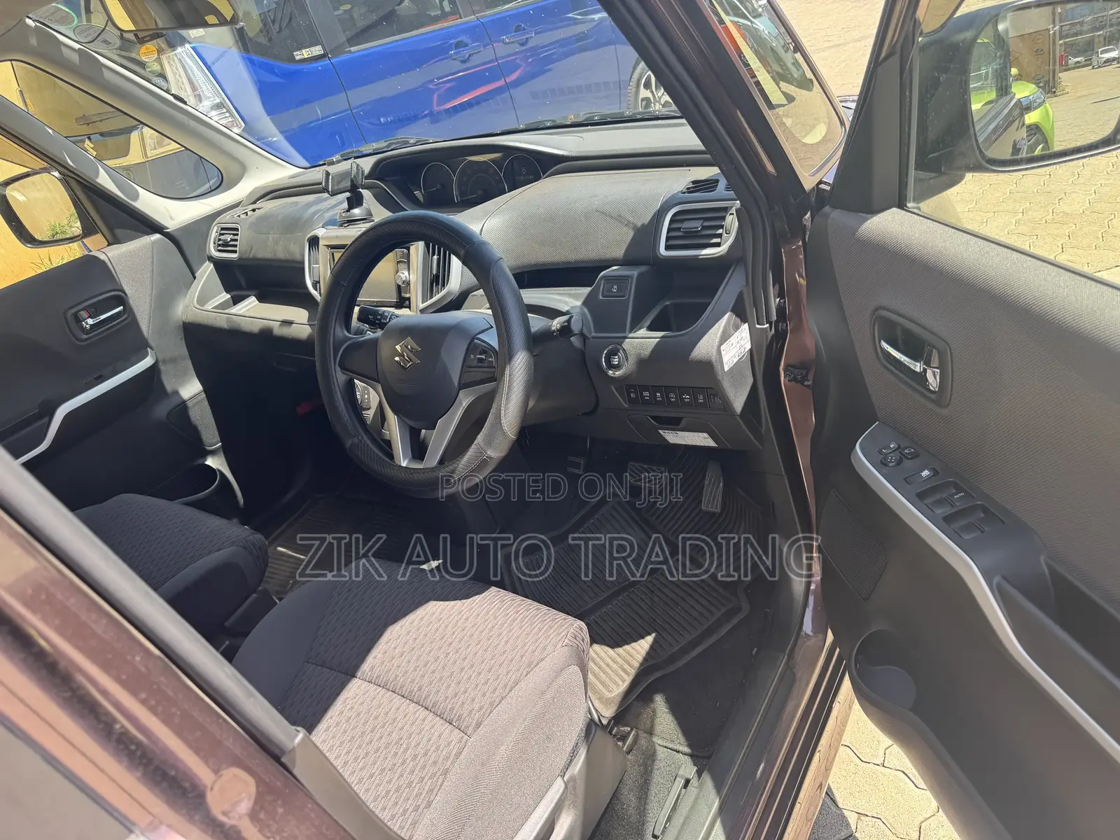 Suzuki Solio 2017 Brown