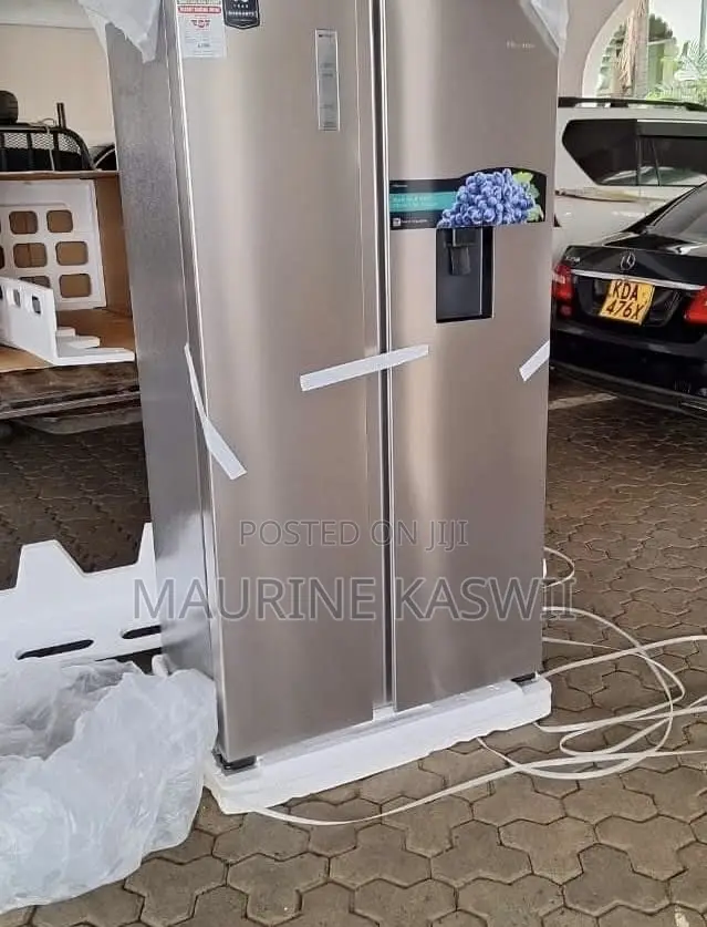 Hisense Side by Side With Water Dispenser 518l