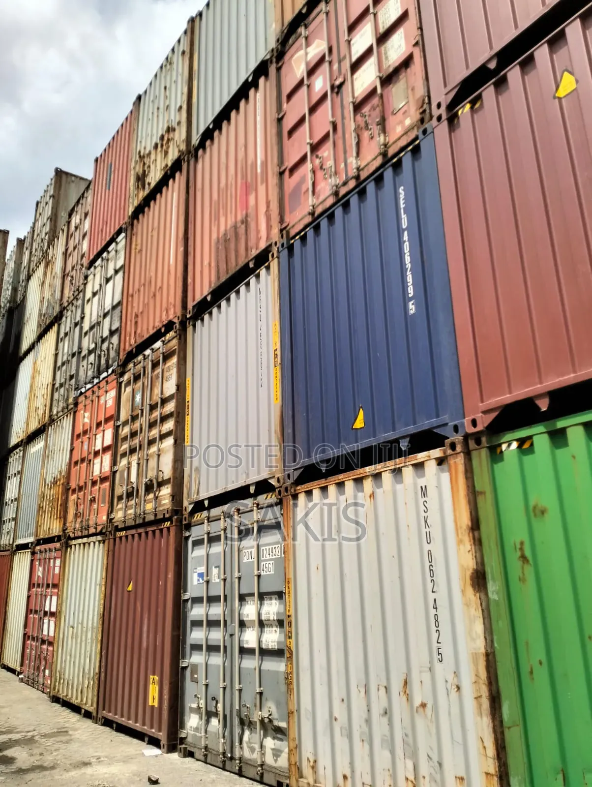 Shipping Containers 20ft Available