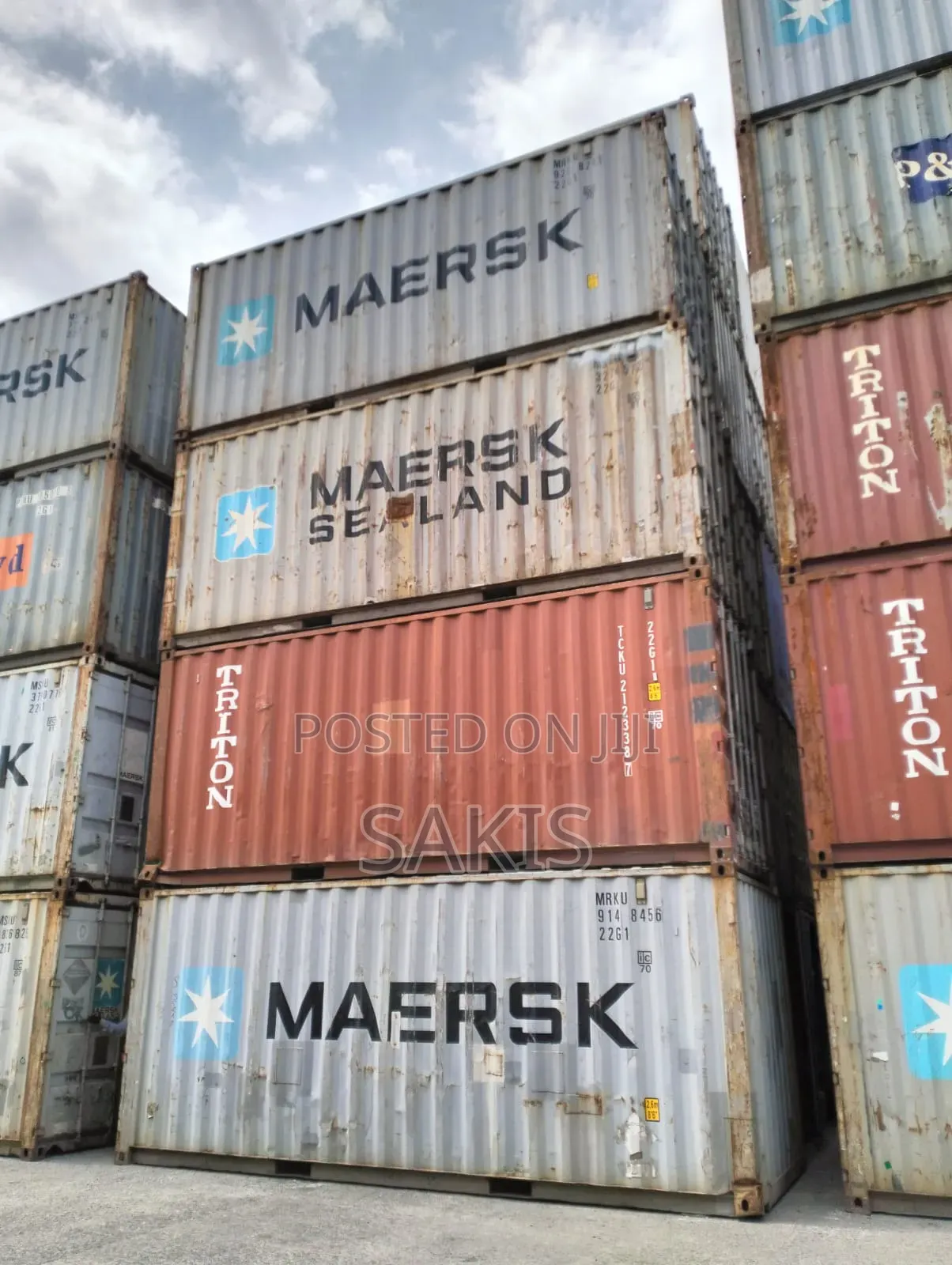 Containers Size 20ft Available For Sale