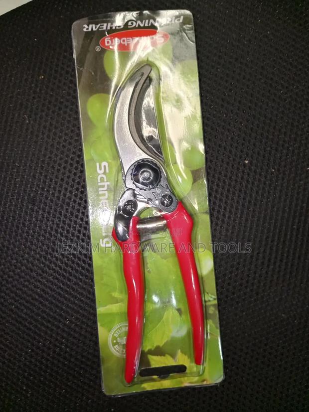 Pruning Secatures - thumbnail 3