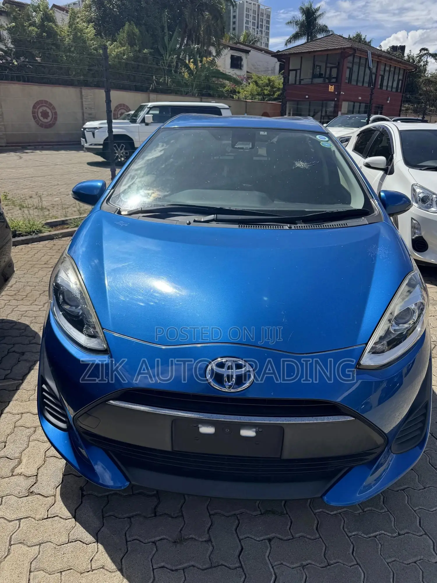 Toyota Aqua 2017 Blue