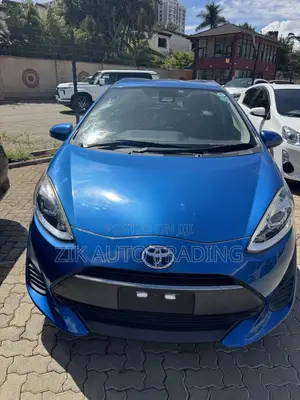 Toyota Aqua 2017 Blue