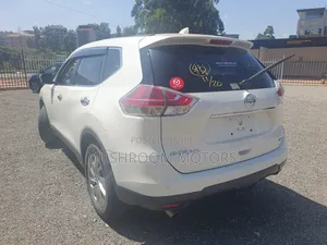 Nissan X-Trail 2017 White