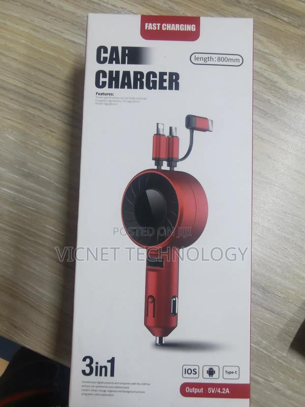 Fast Charge Car Adapter With Lightning, Usb C and Usb A - main view