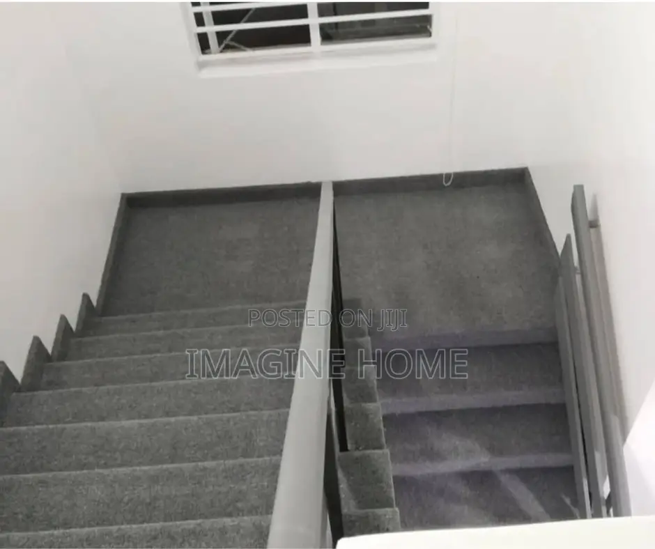 Charcoal Grey Wall to Wall Carpet