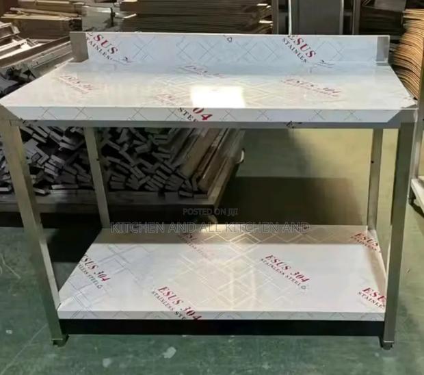 Top Class Stainless Steel Working Table