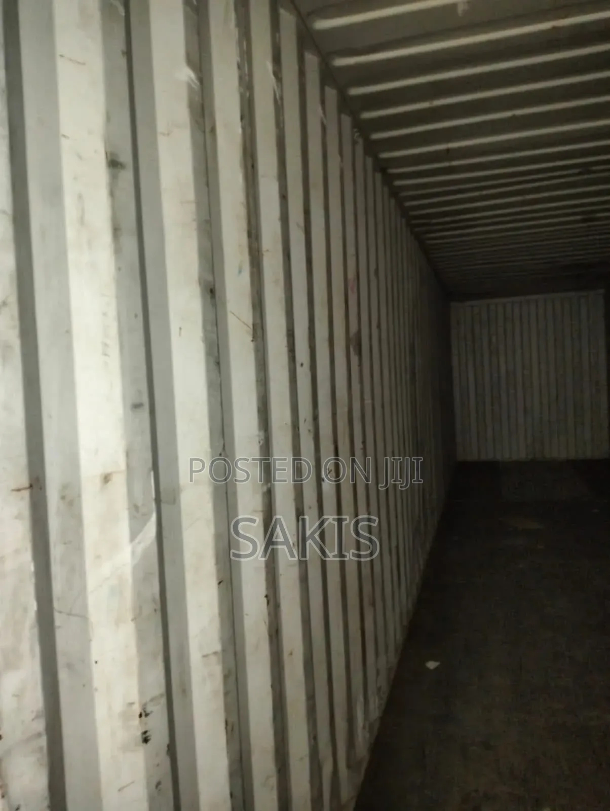Dry Shipping Containers 20ft Available Now!