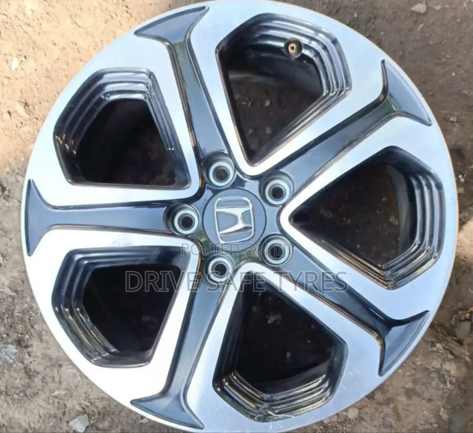 17 Inch Honda Rims Black Silver Set