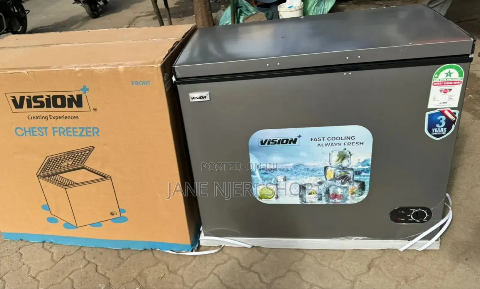 Vitron 300 Quality Chest Freezer With 1yr W