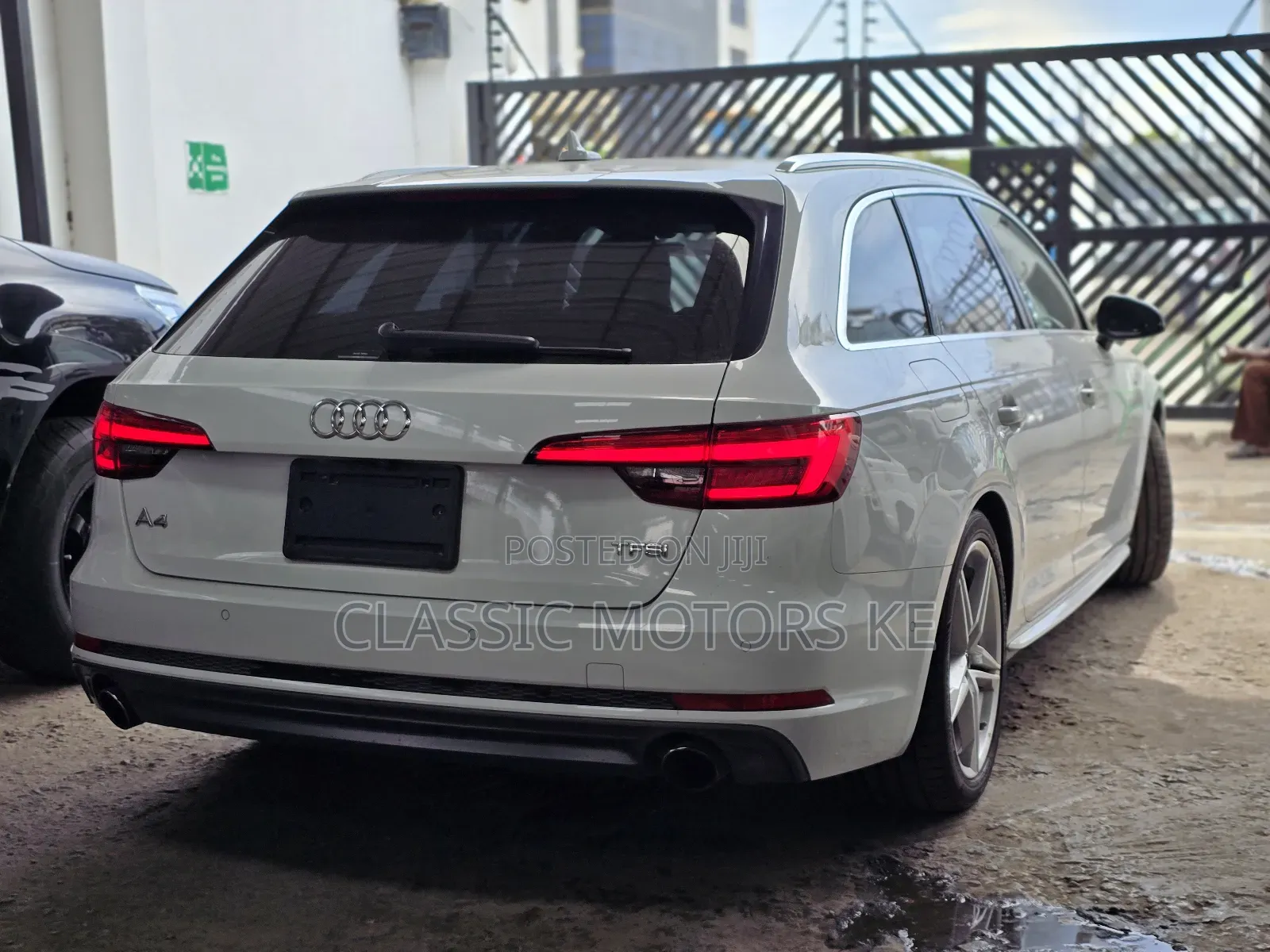 Audi A4 2.0T Premium AWD quattro 2018 White