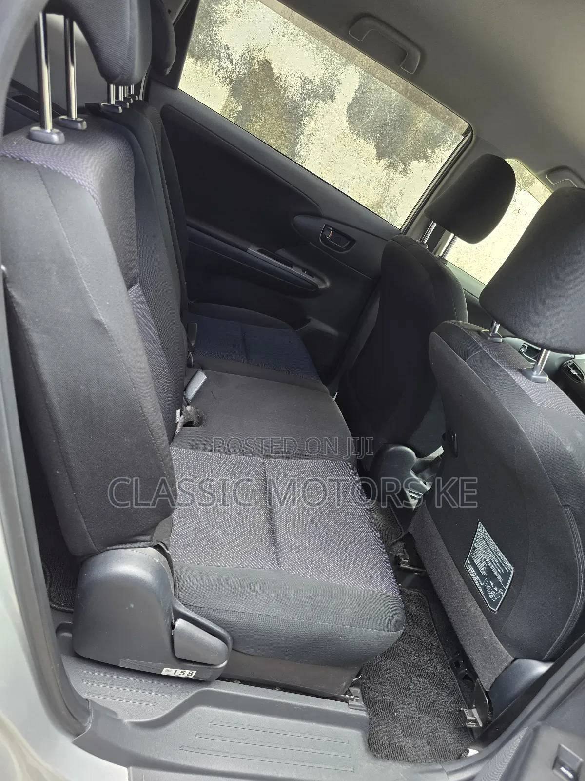 Toyota Wish 2018 Silver