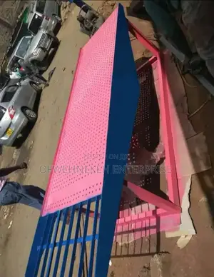 Vibrating Table