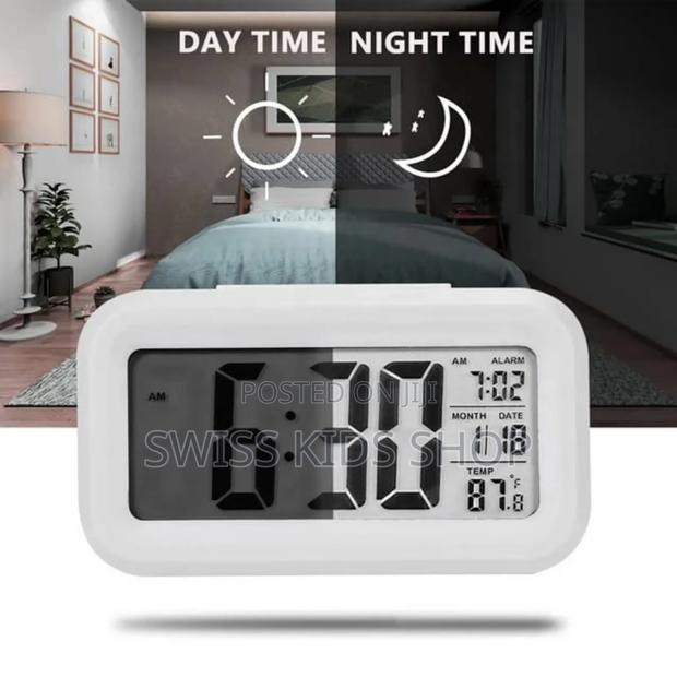 Digital Alarm Clock - thumbnail 3