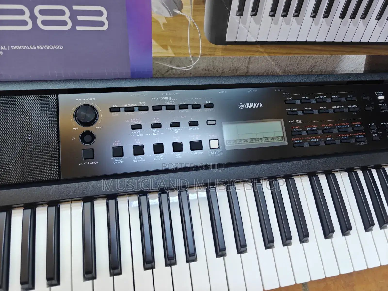 Yamaha PSR E 383