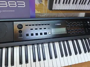 Yamaha PSR E 383