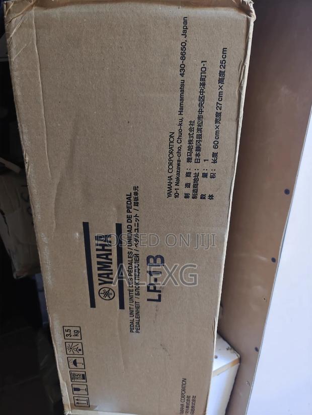 Yamaha Lp 1b - main view