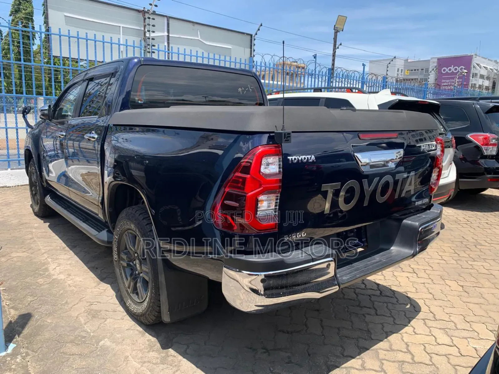 Toyota Hilux 2019 Blue