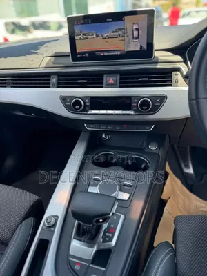 Audi A4 2.0T ultra Premium FWD 2018 Black