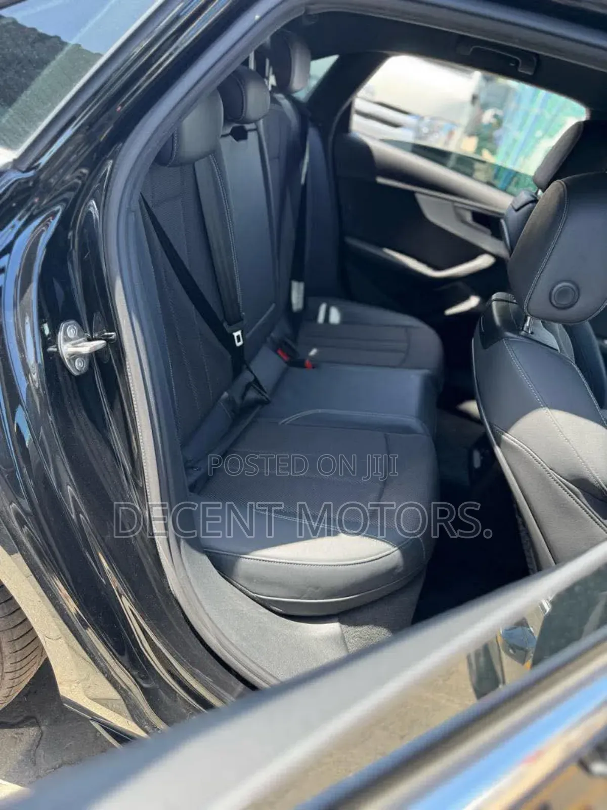 Audi A4 2.0T ultra Premium FWD 2018 Black