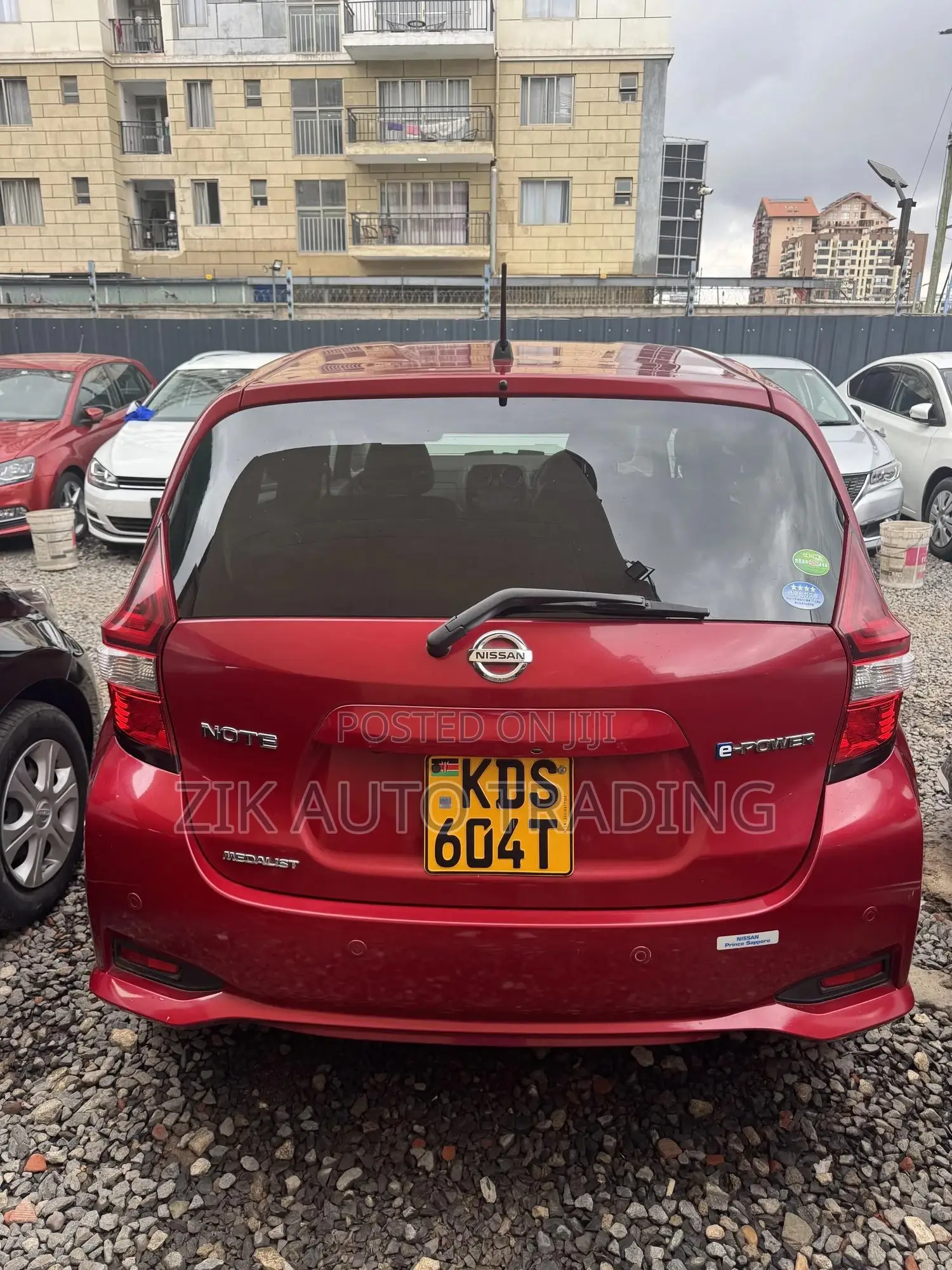 Nissan Note 2018 Red