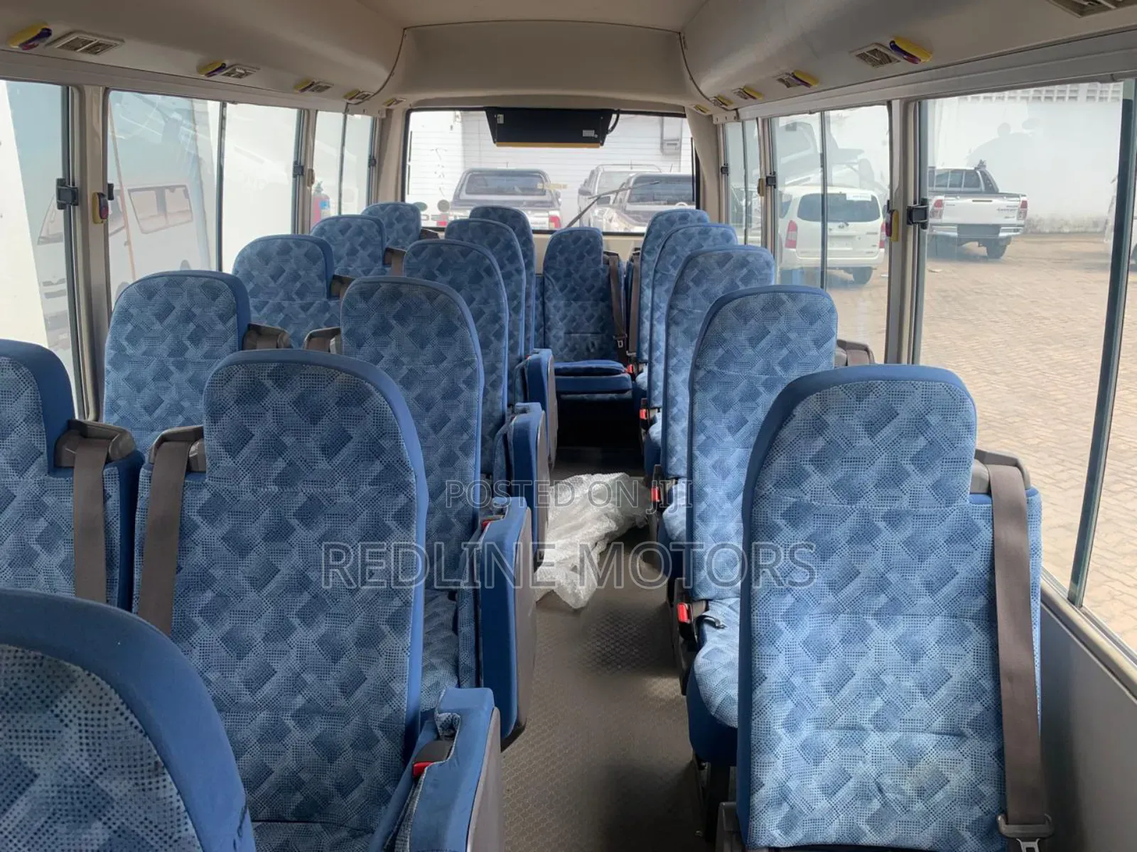 Mitsubishi Fuso Rosa 2018 Grey