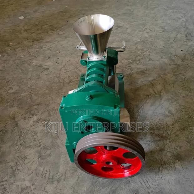 Diesel Powered Oil Pressing Machine - thumbnail 3