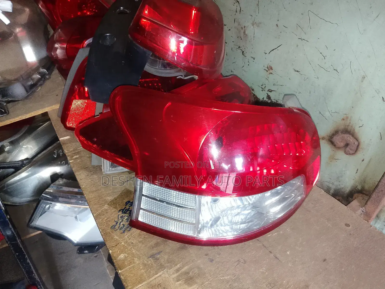 Toyota  Belta Taillight Backlight Taillamp [][]