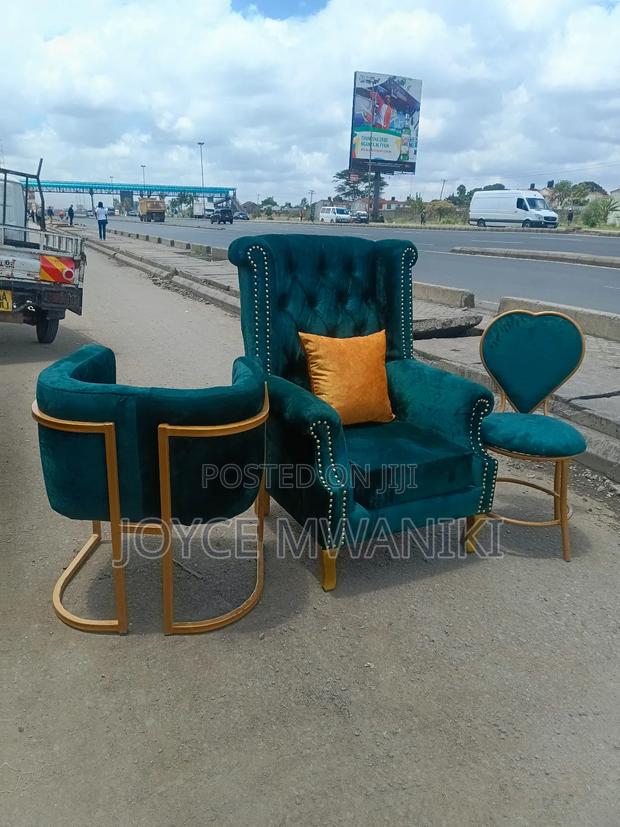 2 Manicure Seats and 1 Pedicure Seat, Green  - main view