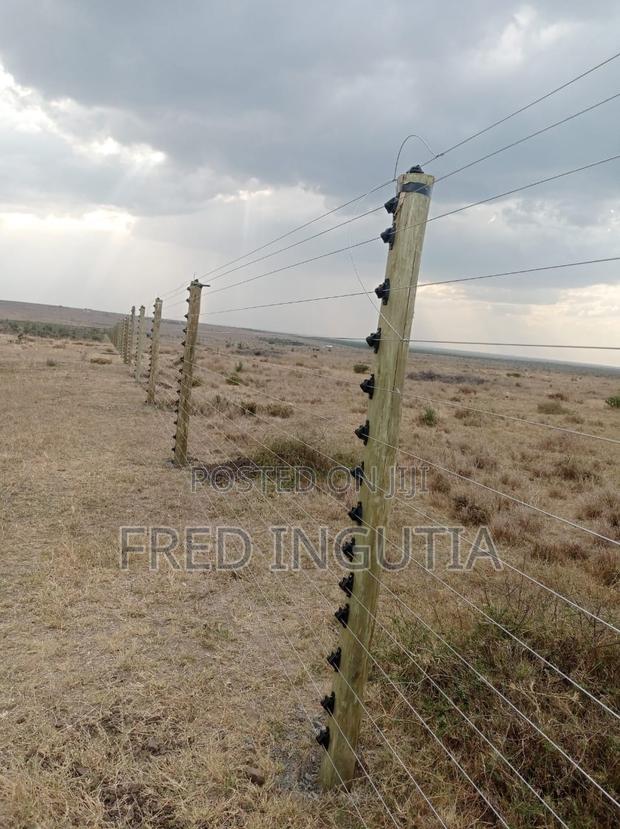 Electric Fencing Poles - thumbnail 3