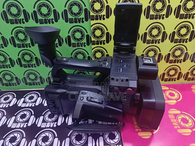 Sony PXW Z150 Camcorder - thumbnail 3