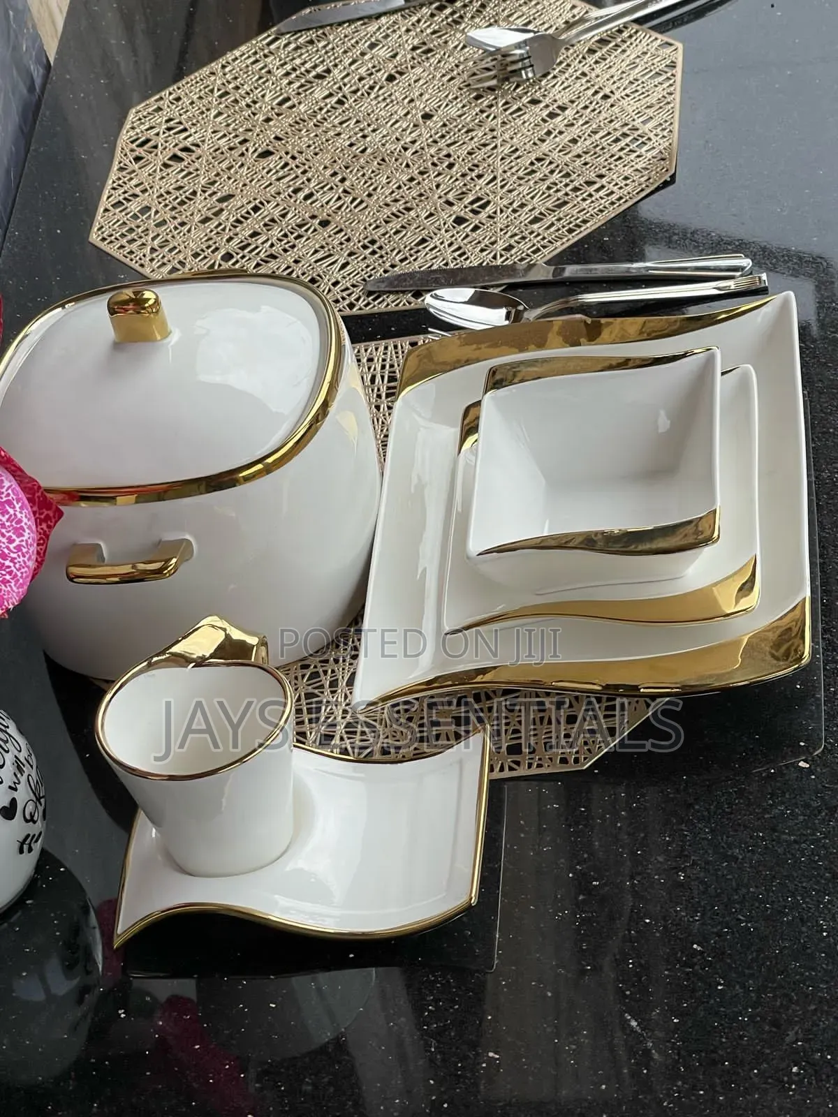 36pc White Gold Dinner Set
