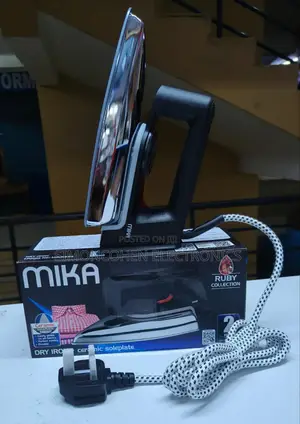 Mika Dry Iron
With Ceramic Soleplate