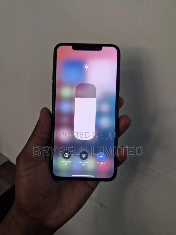 Apple iPhone 11 Pro Max 64 GB Green - thumbnail 6