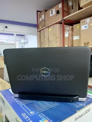 Laptop Dell Vostro 2520 8GB Intel Core I3 HDD 320GB