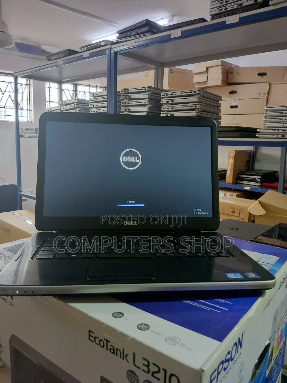 Laptop Dell Vostro 2520 8GB Intel Core I3 HDD 320GB