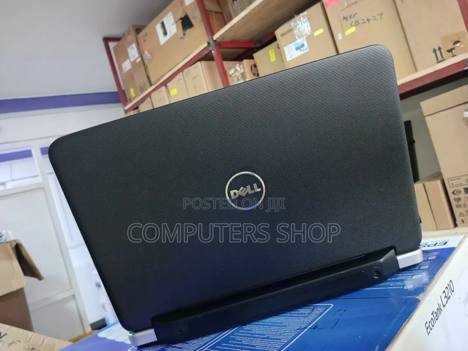 Laptop Dell Vostro 2520 8GB Intel Core I3 HDD 320GB
