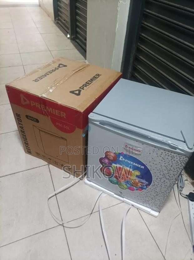 Premier 50l Mini Fridge - thumbnail 2