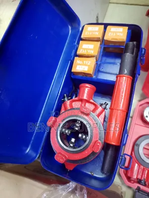 Adjustable Ratchet Die Stock