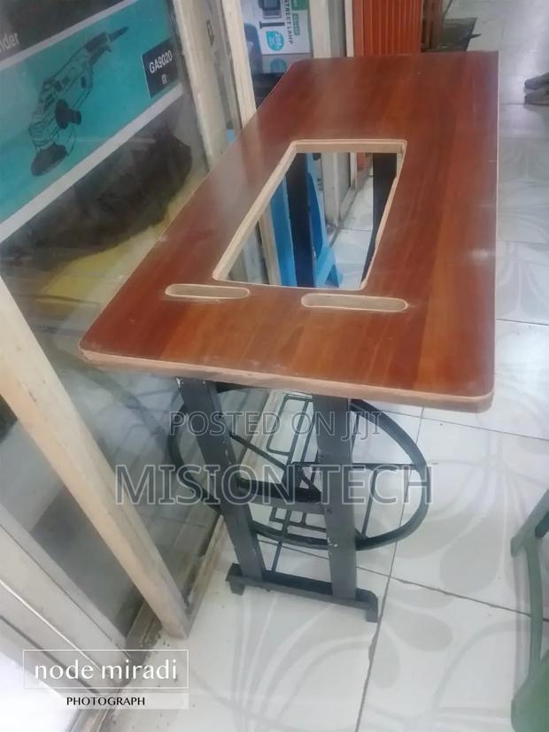 Sewing Machine Table - main view