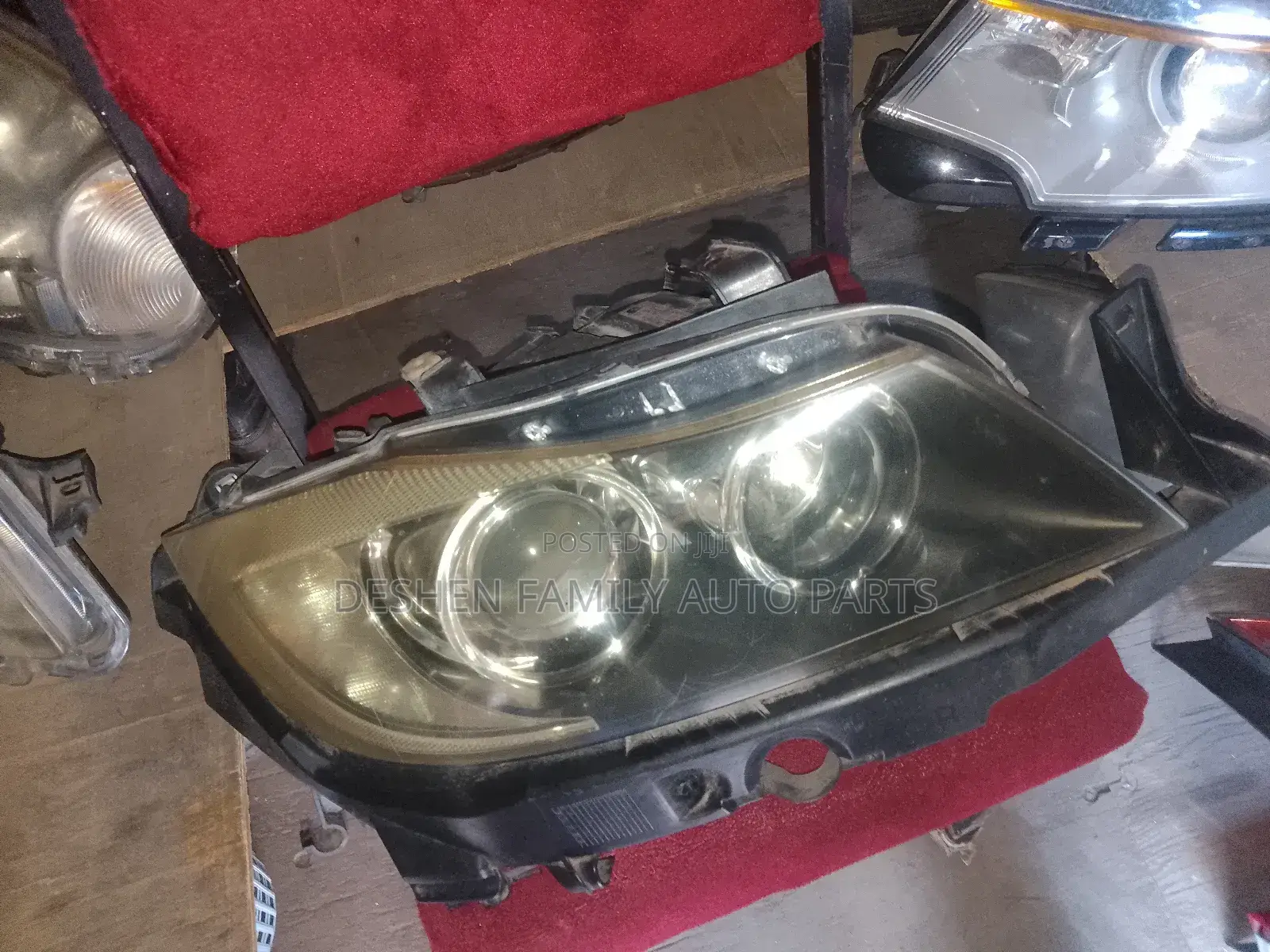 Bmw 3-series E90 Headlight Xenon Assembly •✓