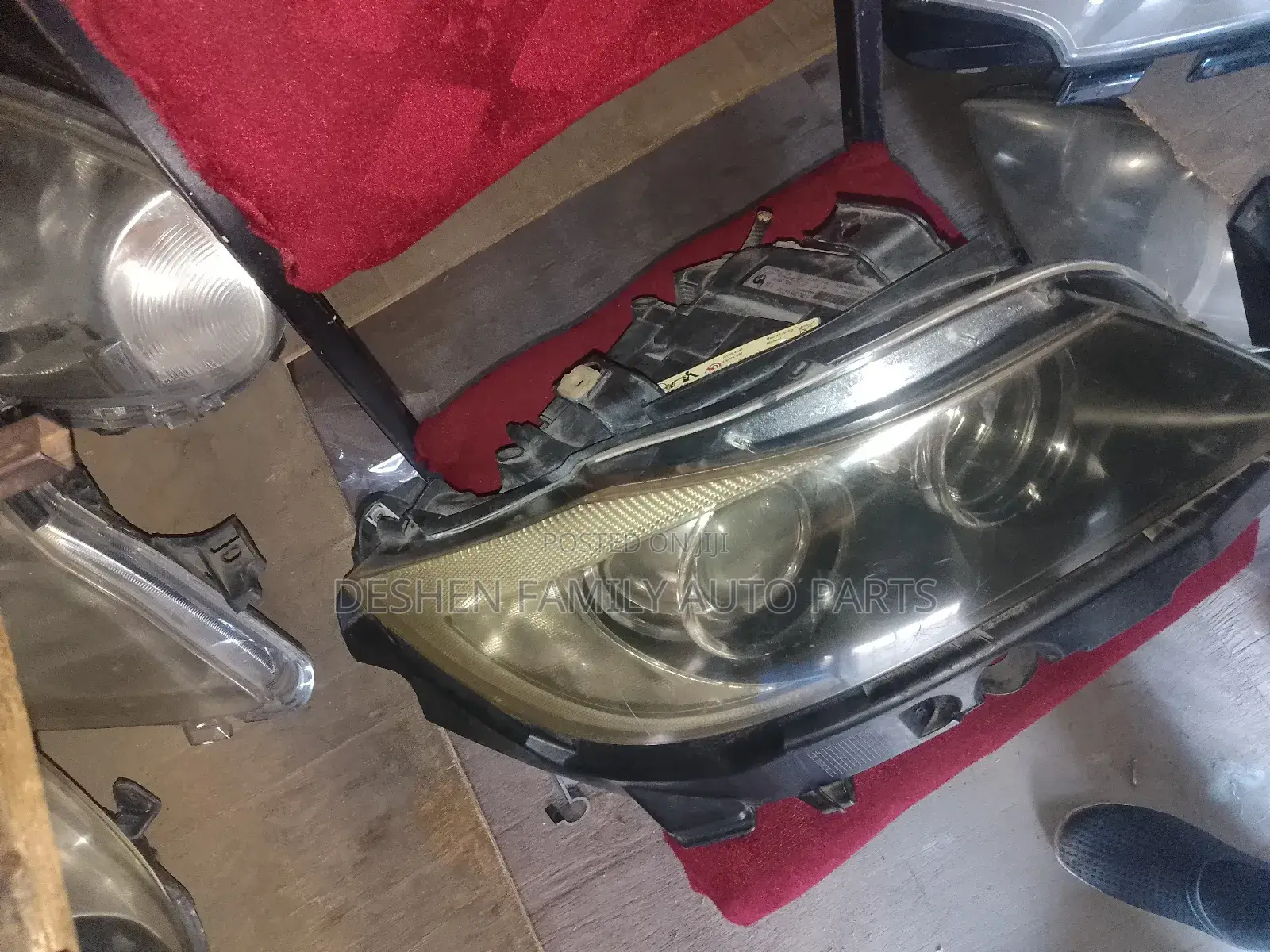 Bmw 3-series E90 Headlight Xenon Assembly •✓